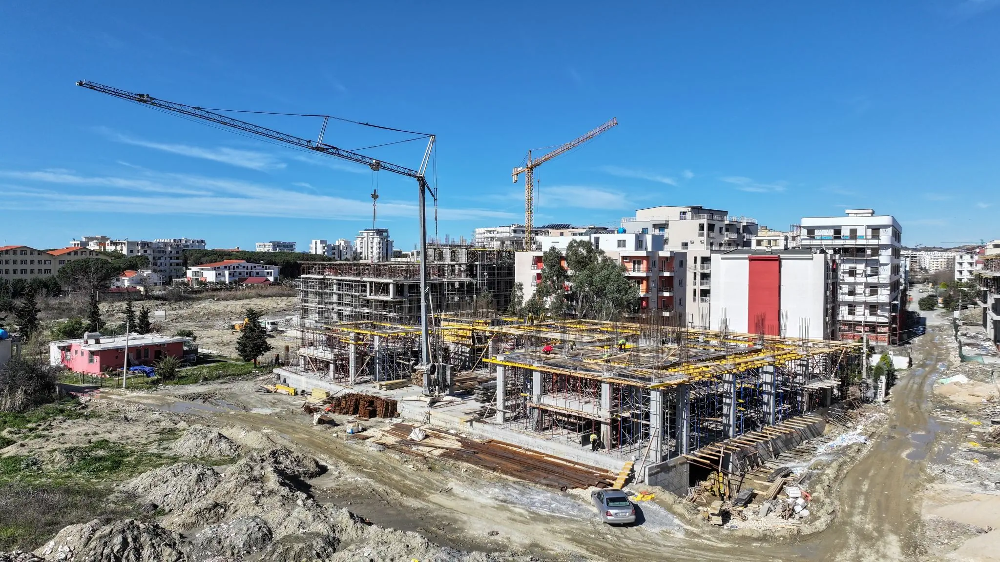 Construction · Active phase